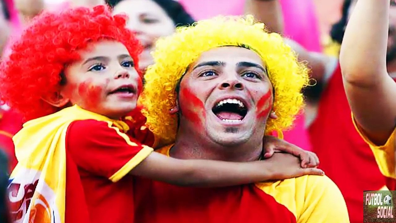 6 Futbolistas que Jugaron junto con sus Hijos en el mismo equipo | Fútbol Social