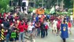 FUERTES IMÁGENES: Un camión de la Policía atropella manifestantes en Filipinas