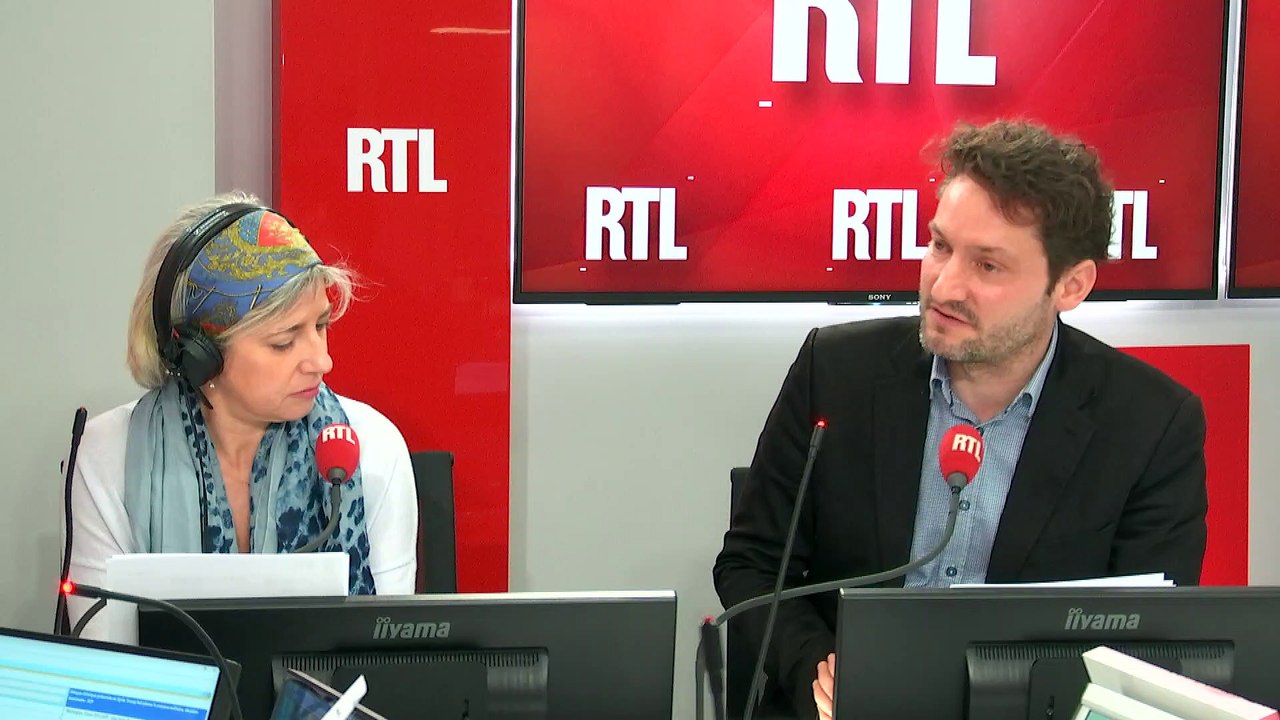 "Pour Macron, les catholiques ont un rôle politique à jouer", note Olivier Bost
