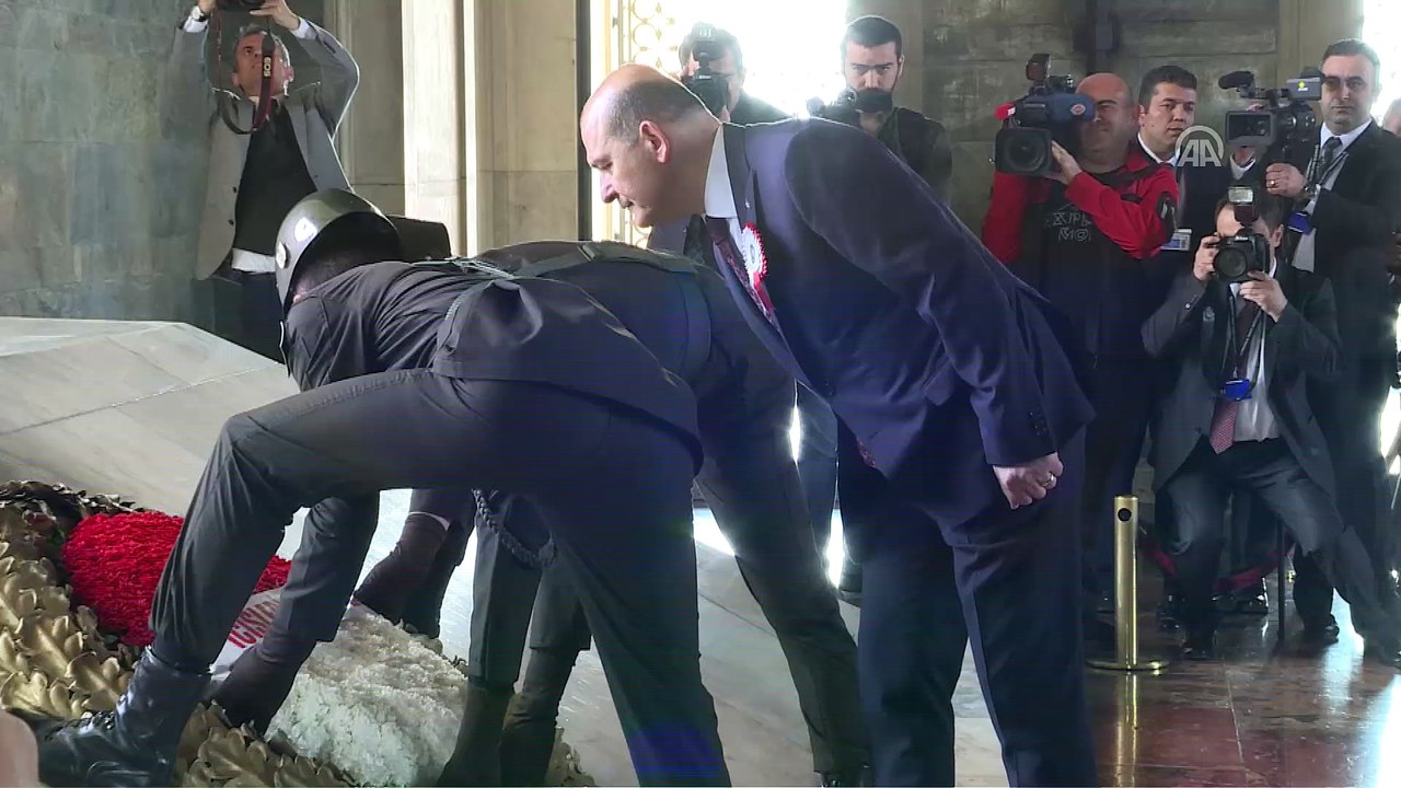 İçişleri Bakanı Soylu, Emniyet Genel Müdürü Altınok ve emniyet mensupları Anıtkabir'i ziyaret etti - ANKARA