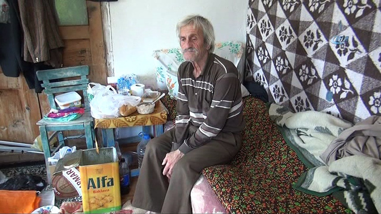 Elektriksiz susuz tuvaletsiz banyosuz tek odalı evde yaşam mücadelesi