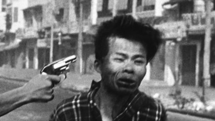 Execution Of Viet Cong Prisoner (©Eddie Adams/AP Photo) | OneShot