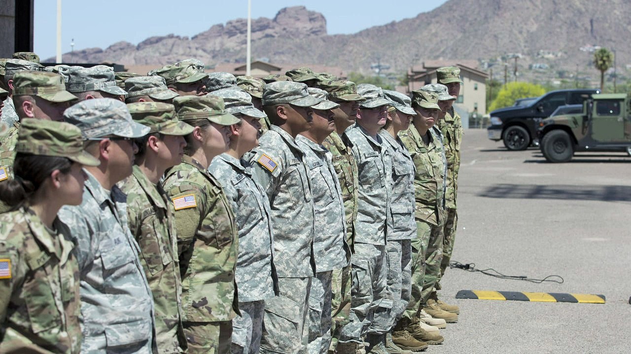 Texans react to National Guard deployment