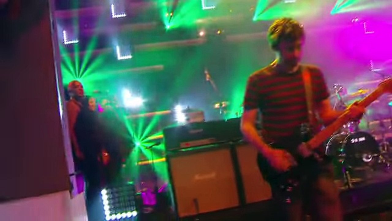 Blur - Trouble In The Message Centre - Le Grand Journal