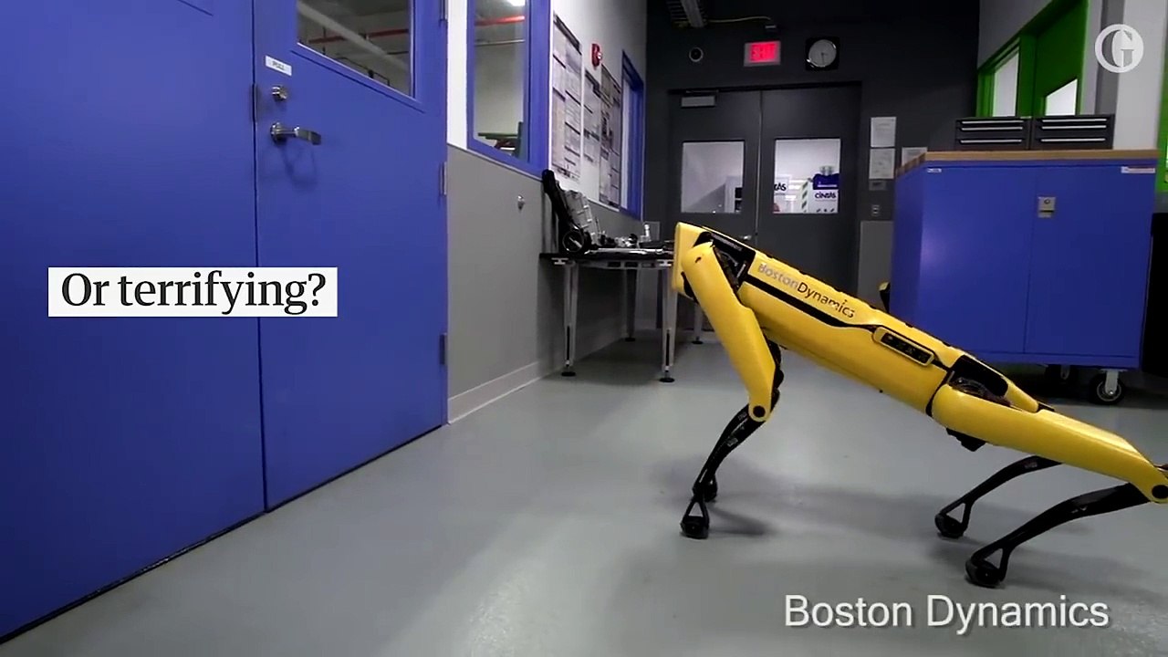 Robot de Boston Dynamics qui ouvre une porte