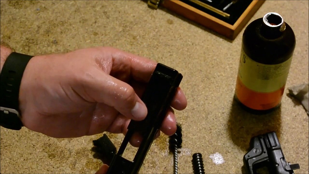 Cleaning the Springfield Armory XD 40