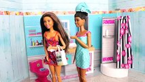 ROUTINE MATINALE ,poupées Barbie ,Morning routine dollhouse ,bathroom playset fr