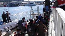 İzmir Çeşme'de Karada ve Denizde Toplam 92 Kaçak Yakalandı Hd