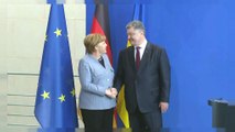 Poroschenko und Merkel wollen UN-Friedensmission für die Ost-Ukraine