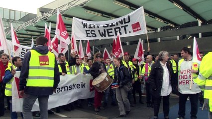 Hunderte Flüge wegen Warnstreiks gestrichen