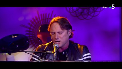 Le live : Chris Stills - C à Vous - 10/04/2018