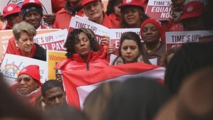 Concentración frente al ayuntamiento de Nueva York contra la brecha salarial