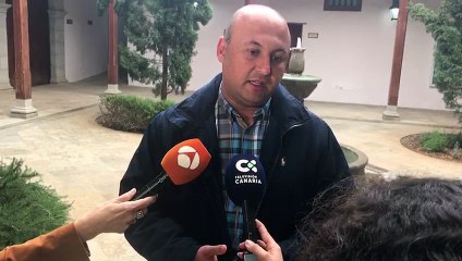 Continúan las labores de extinción del incendio en Granadilla