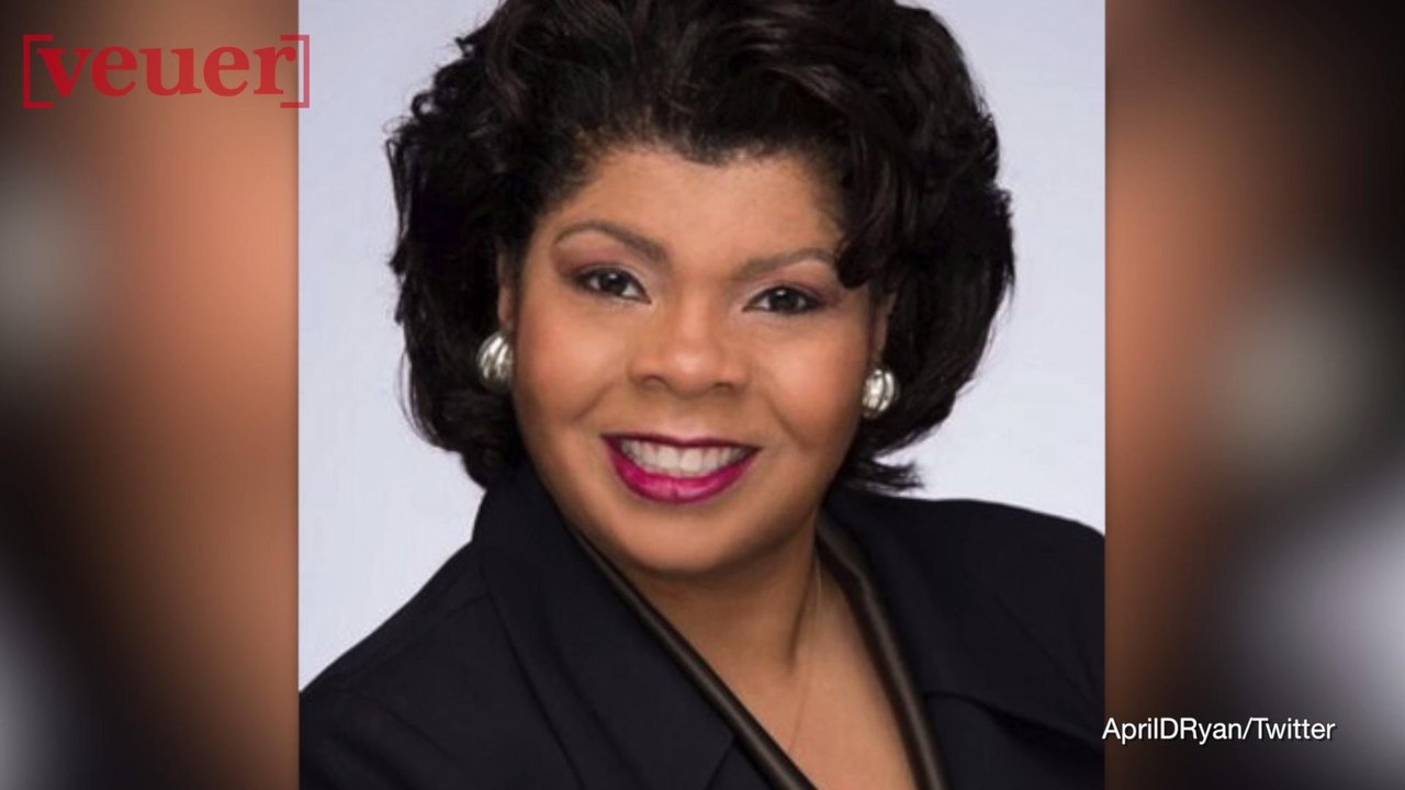 April Ryan Asks Sarah Huckabee Sanders If Trump Has 'Thought About Stepping Down'