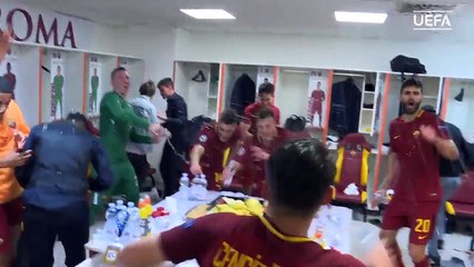La Roma celebra la eliminación del Barcelona