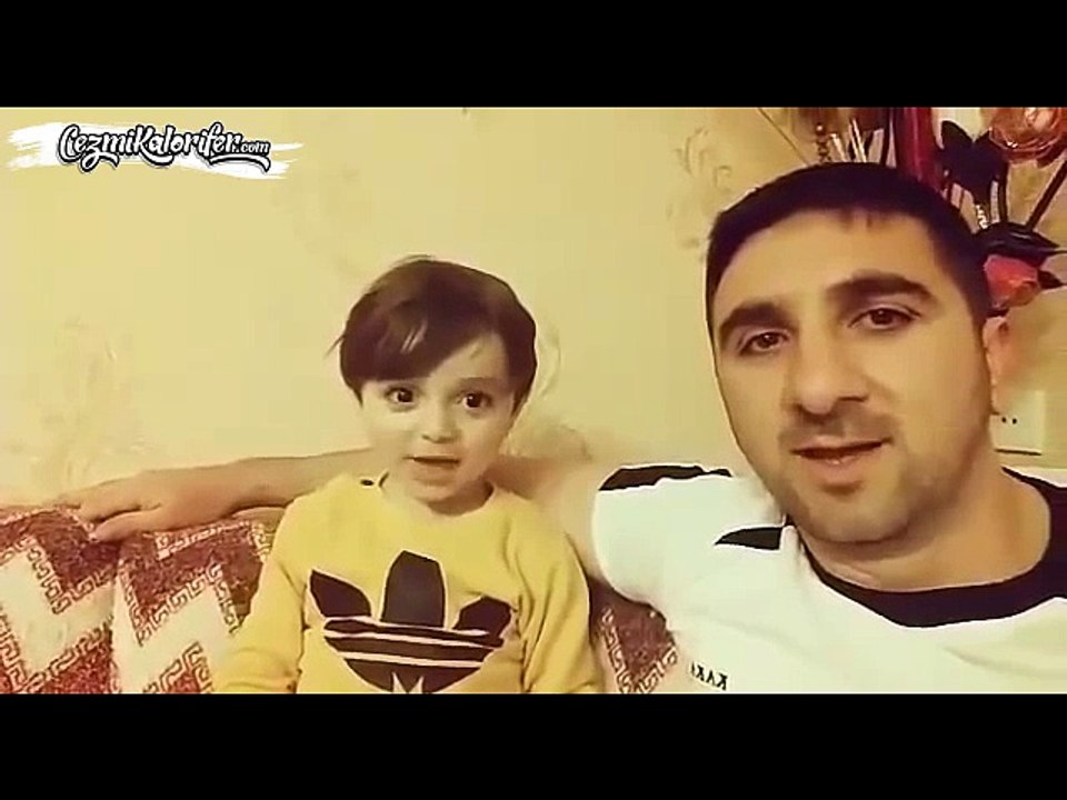 Çizgi Film Karakteri Gibi Gülen Ufaklık