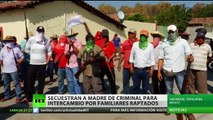 Vecinos de una ciudad mexicana secuestran a la madre de un narco