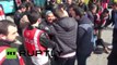 La Policía turca dispersa agresivamente a manifestantes feministas en Estambul