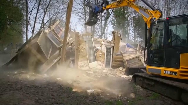 Новые столкновения с полицией в Нотр-Дам-де-Ланд