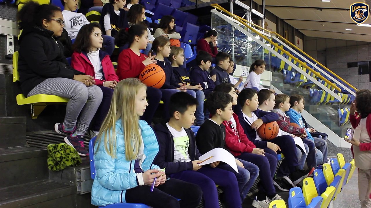 Une classe de CM1 à la rencontre des Levallois Metropolitans