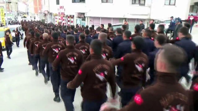 Özel Harekat Öğrencileri, 'Özel Harekat Marşı'yla Sokakları İnletti