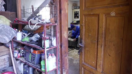 Saraybosna'nın 50 yıllık saz ustası - SARAYBOSNA