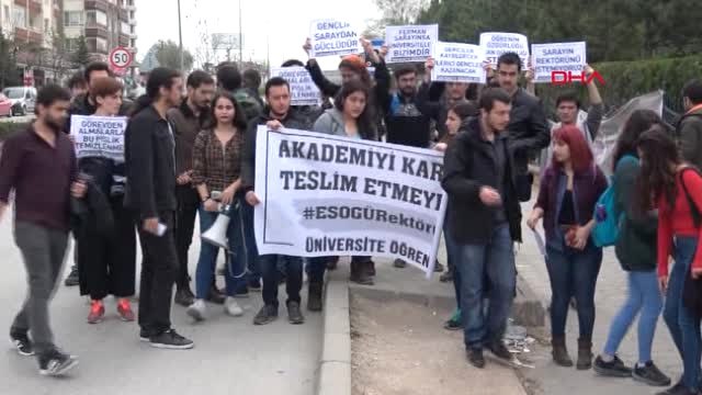 Eskişehir Osmangazi Üniversitesi Rektörü İstifa Etti