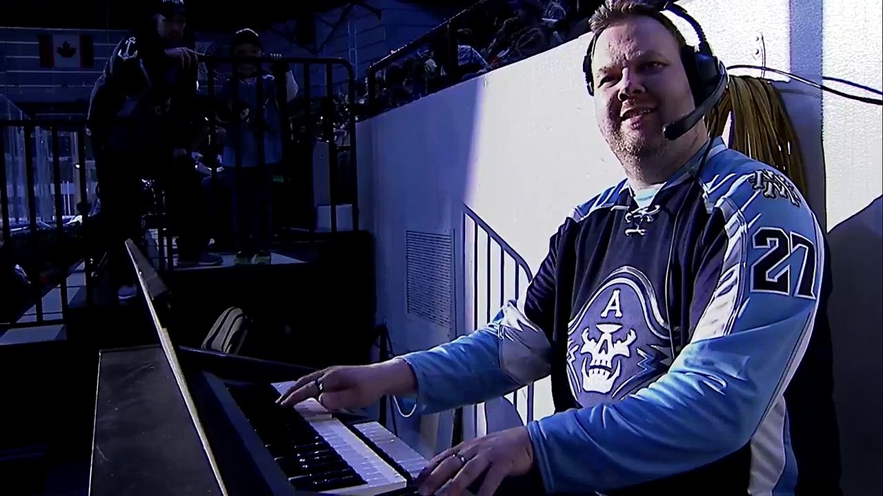 AHL Chicago Wolves 4 at Milwaukee Admirals 3