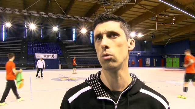 André Sa coach d'Istres Provence Volley