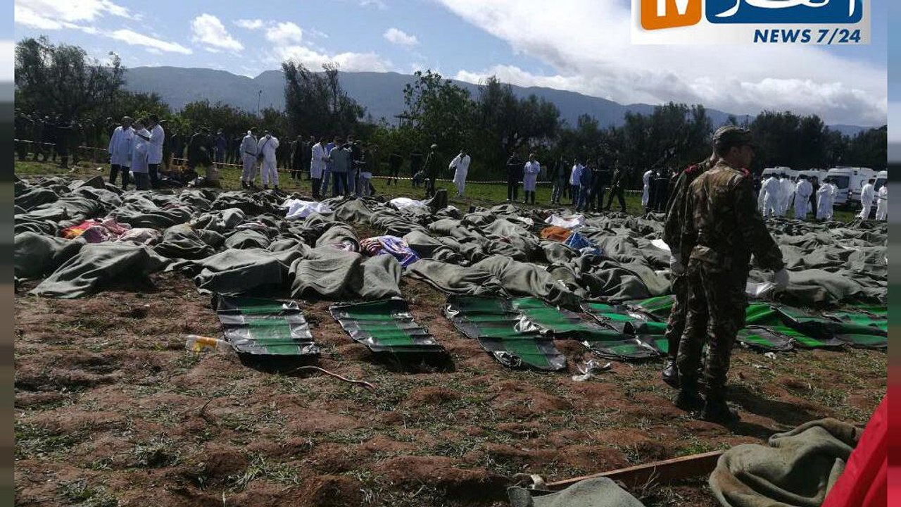 Több száz halott az algériai repülőgépszerencsétlenségben