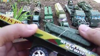 Military Transport Trailer Truck & Plastic Toy Soldiers
