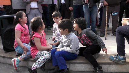 Eylem yapan madenciler Cumhuriyet meydanında toplandı