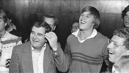 1983 NFL Draft: Colts draft Elway No. 1, then trade him to Broncos