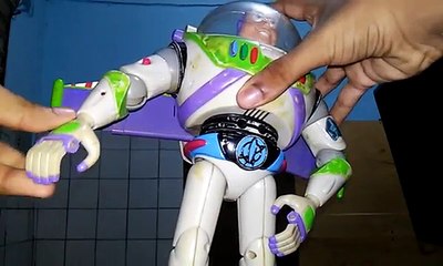 Toy Story-Utility Belt Buzz Lightyear Review.