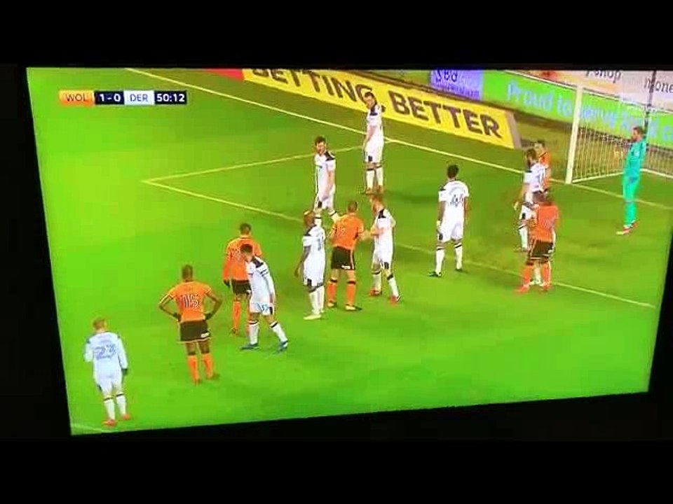 [640x360] Rúben Neves marca mais um golaço, um enorme golaço