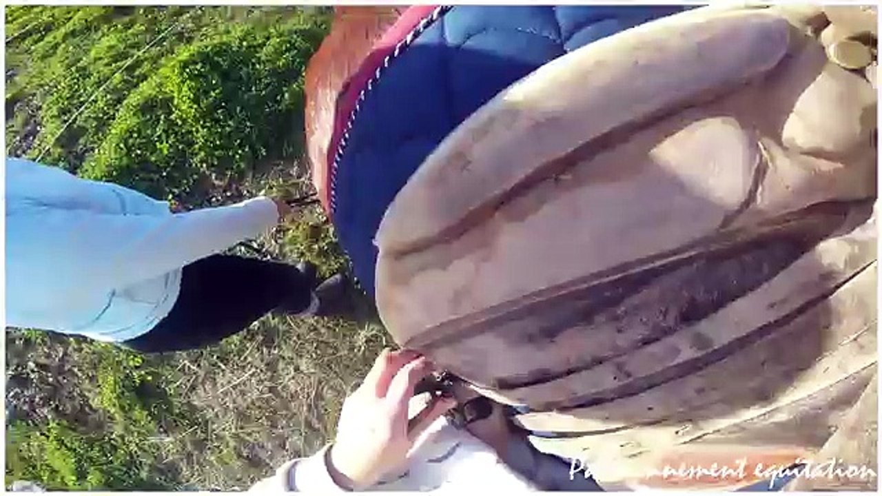 [Cours GoPro] Mise en selle CHUTES ♥ ^Hortense...