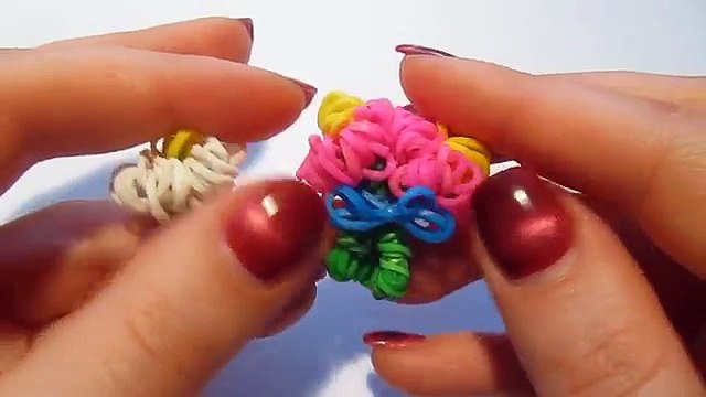 БУКЕТ ЦВЕТОВ из резинок на рогатке | Flower Rainbow Loom Bands