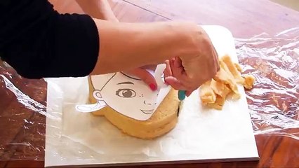 How to make a Doc McStuffins Cake!