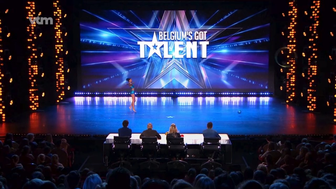 Belgium's Got Talent 2018 GOLDEN BUZZER Aya Courouble - Dailymotion Video