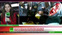 Violentas detenciones en una manifestación por los 43 estudiantes en México