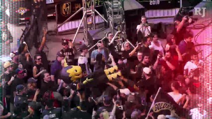 Las Vegans soak in first-ever hockey playoff experience