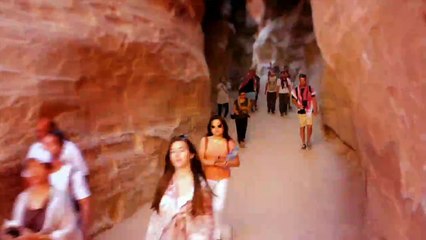Petra One of the Seven Wonders of the World दुनिया के सात अजूबों में से एक पेट्रा