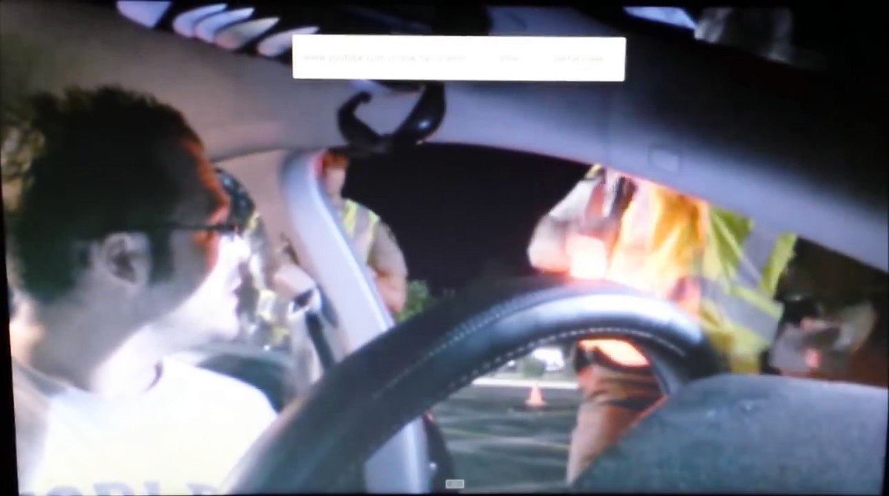 COP FREAKS OUT AT CHECKPOINT WHEN CITIZEN RECITES CONSTITUTION