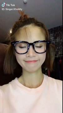 #lộtxác #tiktok #tiktokvietnam Ây gu , cái này dữ dội vá ^^ , Các bạn tải app Tiktok rồi mần giống Zoi thử đi nak Sẽ chọn ra 3 clip hay nhất để trao 3 iPhone