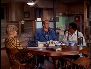 Ironside S02 E18 A World of Jackals