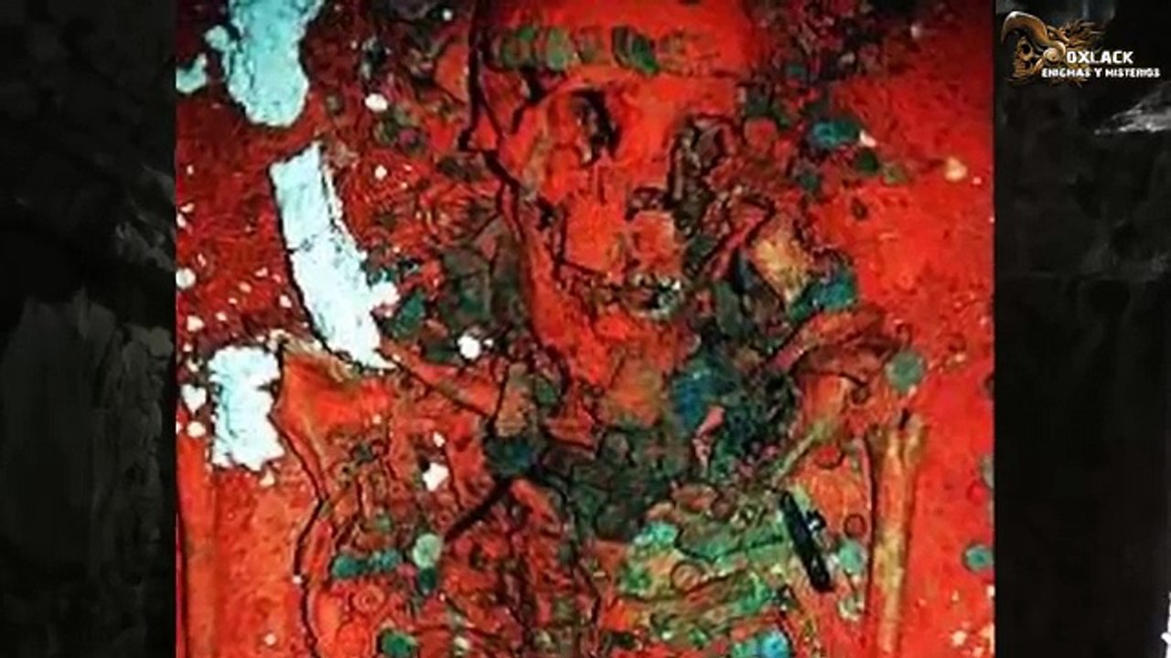 EXTRATERRESTRE EN UNA TUMBA MAYA @OxlackCastro