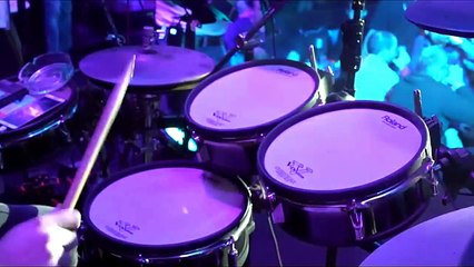 Νικολέττα Πετμεζά - Σ' αυτήν Να Πας - Live 2017 HD