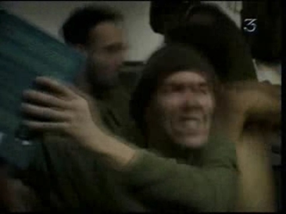 Yossi & Jagger 4
