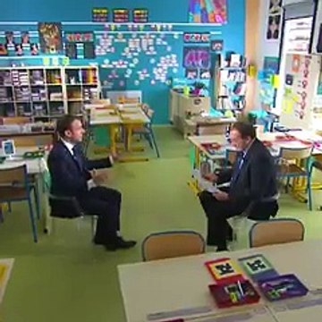 Emmanuel Macron sur TF1 dit merci aux retraités