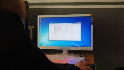 "부자 만들어 준다더니..." 투자 카페 사기 적발 / YTN